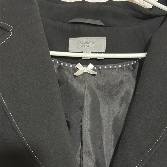 Marks & Spencer Women's Black Blazer - Picture 4 of 7